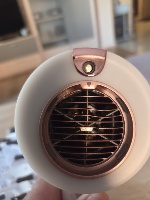 Сешоар Philips Sense IQ