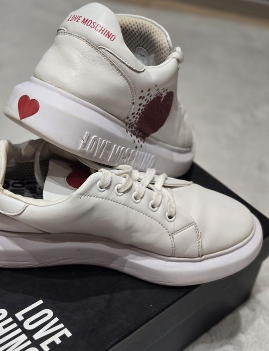 Сникърси Moschino 39