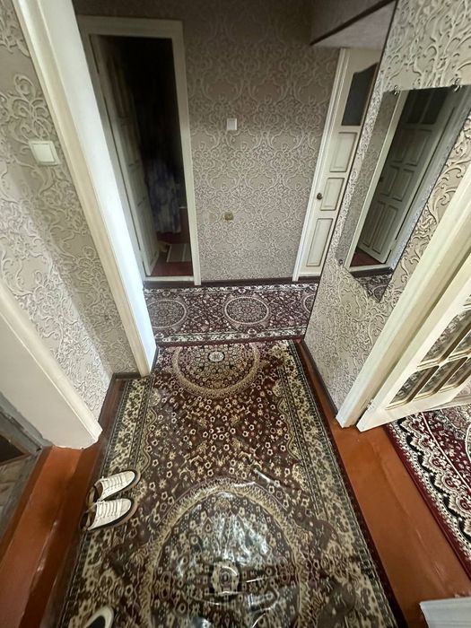 Сотилади  Коракамиш 2/5 Ало туйхона 2.хонали  Аделний ход