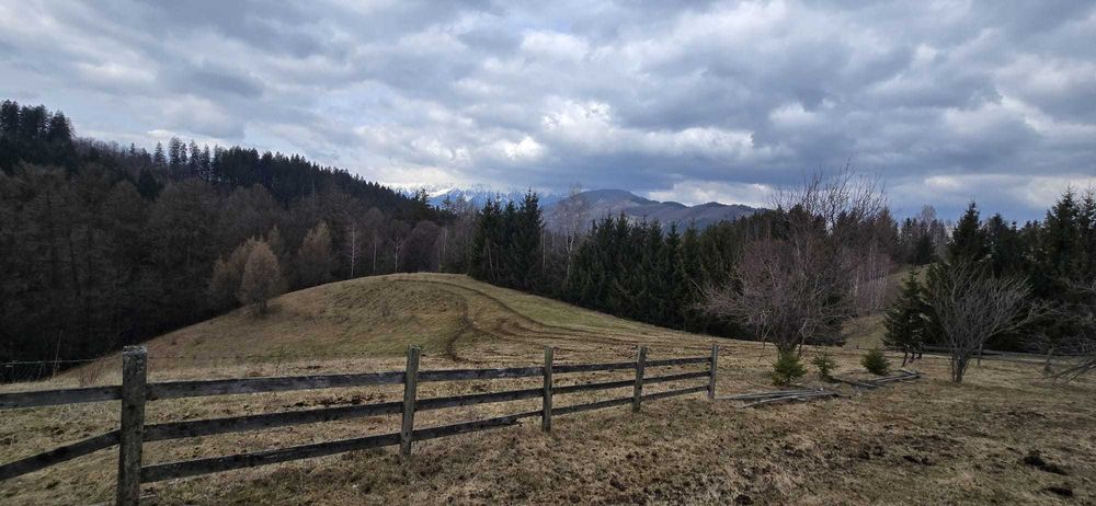 Teren intravilan construibil – Bran Zona Poarta | Vedere munți | Utilități | Acces DN73