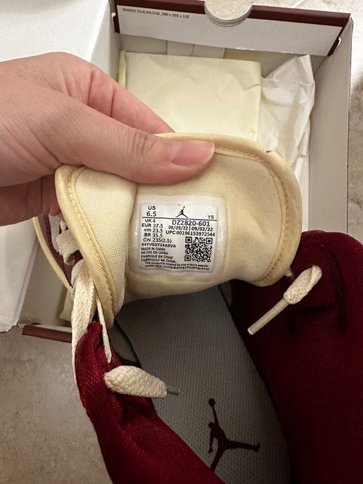 Nike Air Jordan 1 Mid SE