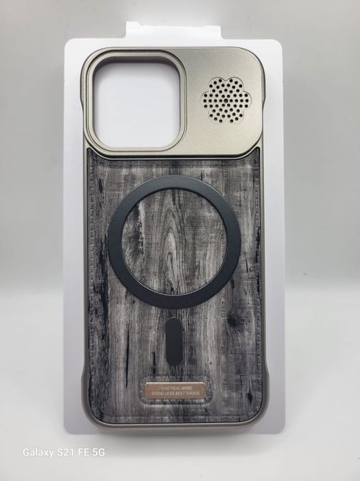 Чехол на Айфон 15 и 16 про макс