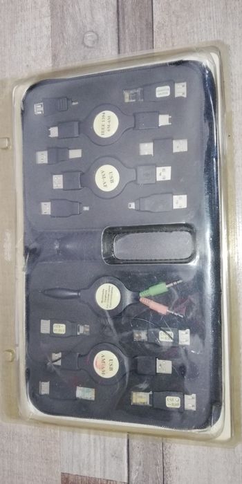 Kit de cabluri și adaptoare.usb