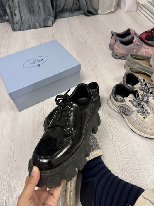 Продам кроссовки Chanel Prada