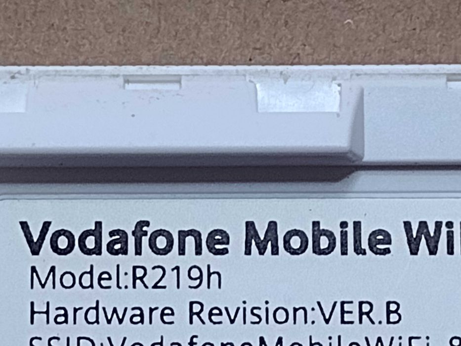 Modem hotspot MIFI  internet cartela Sim 4G LTE Huawei R219H necodat