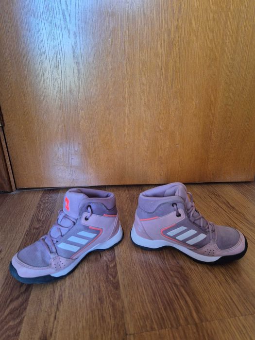 Детски високи кецове Адидас 31 номер