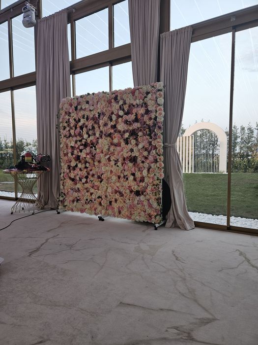 Panou floral de vanzare 2.200 lei