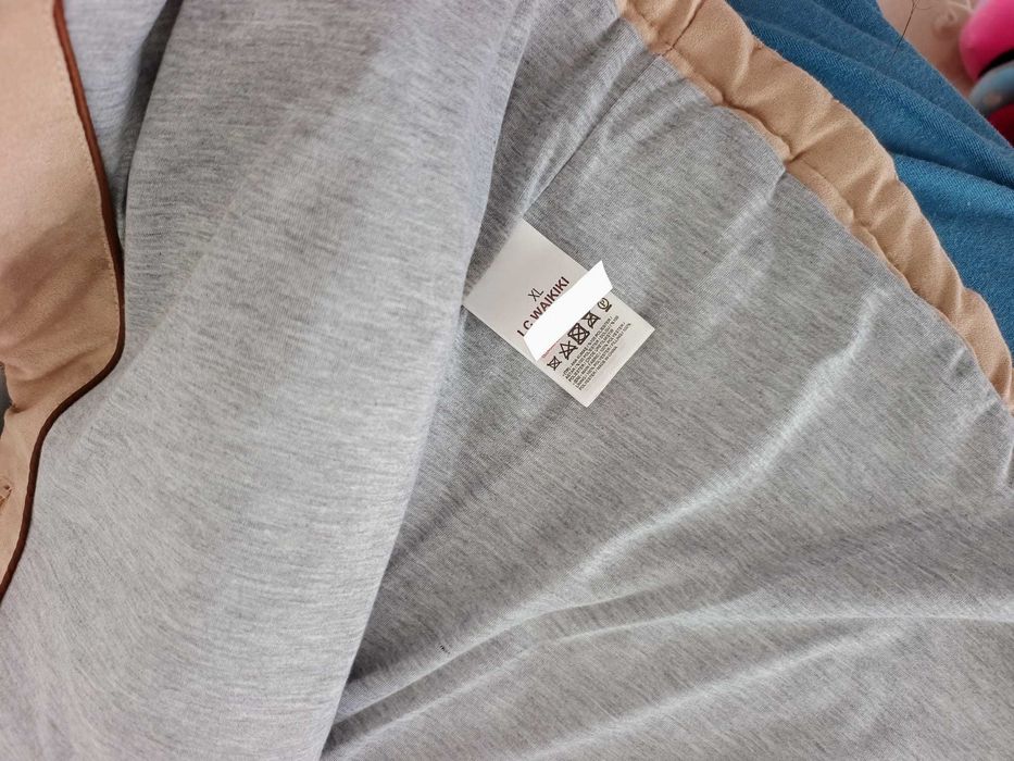 Нов мъжки елек,подходящ за сезона