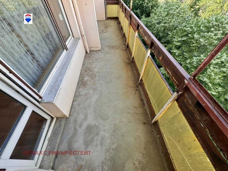 Продава се Двустаен апартамент в Русе, Здравец Изток - 76 кв.м за 1210 €/кв.м - Снимка #8