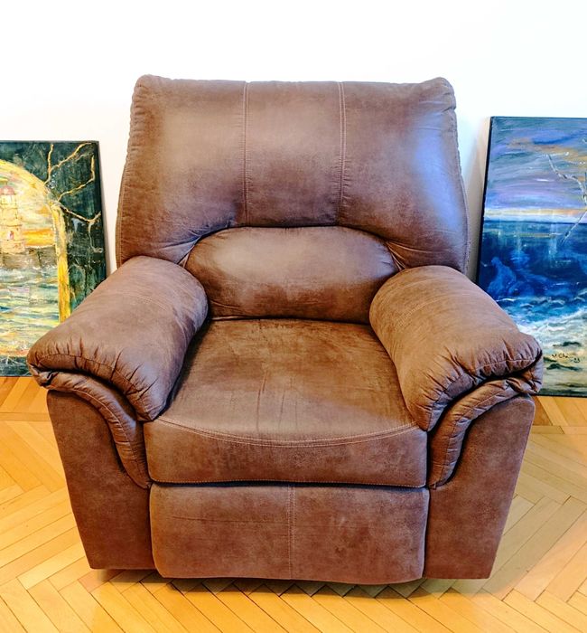 Fotoliu balansoar cu recliner. Exceptional!