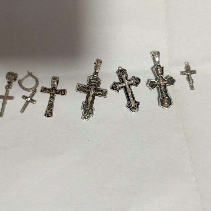 Крестики золотые