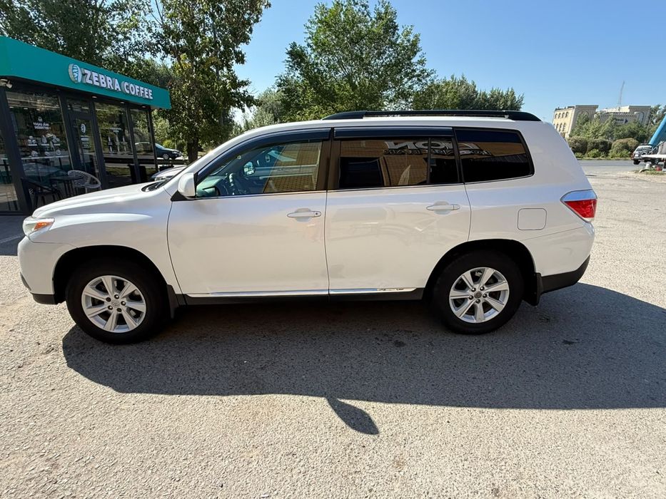 Toyota Highlander(Тайота Хайландер)