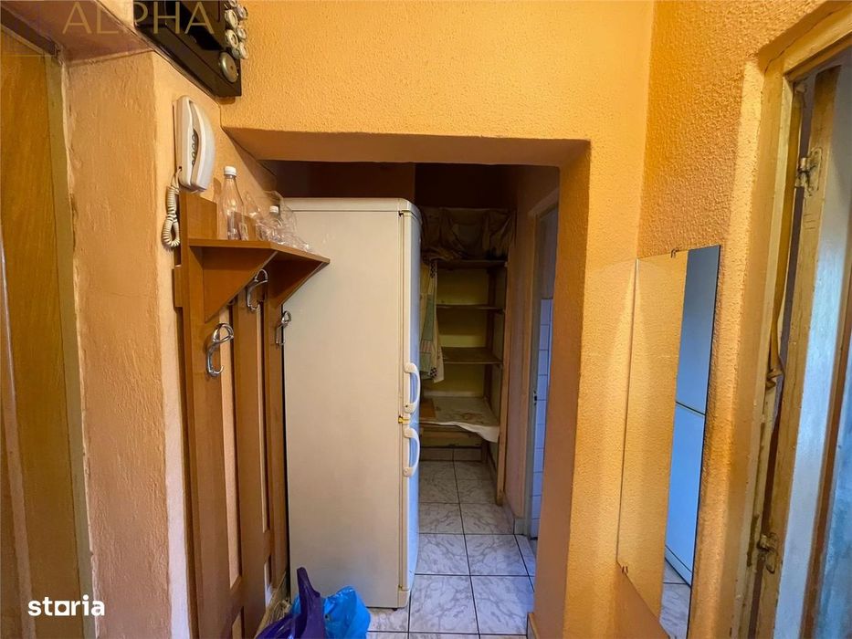Garsonieră decomandată de vânzare – Bistrița, str.