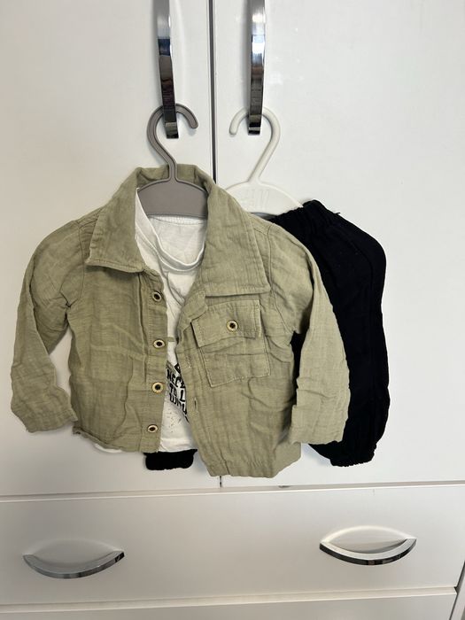 Set camasa , pantaloni, tricou marimea 74