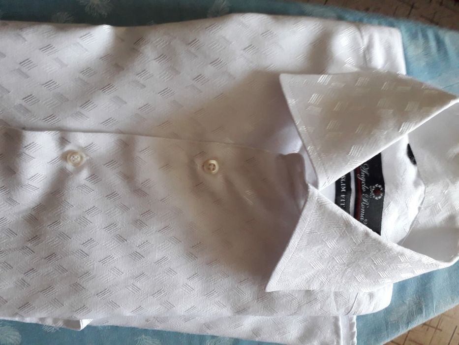 Рубашка мужская белая