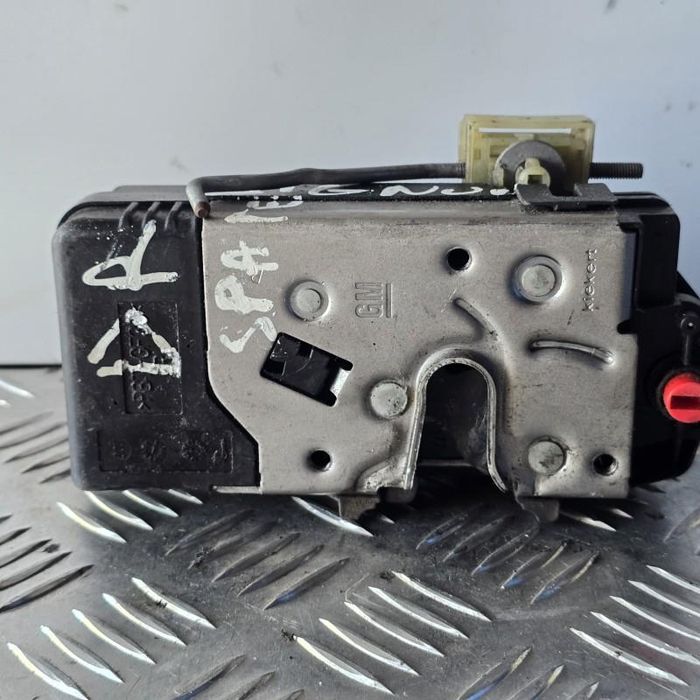 Broasca usa dreapta fata Opel Vectra C facelift