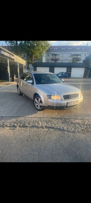 AUDI A4 2004