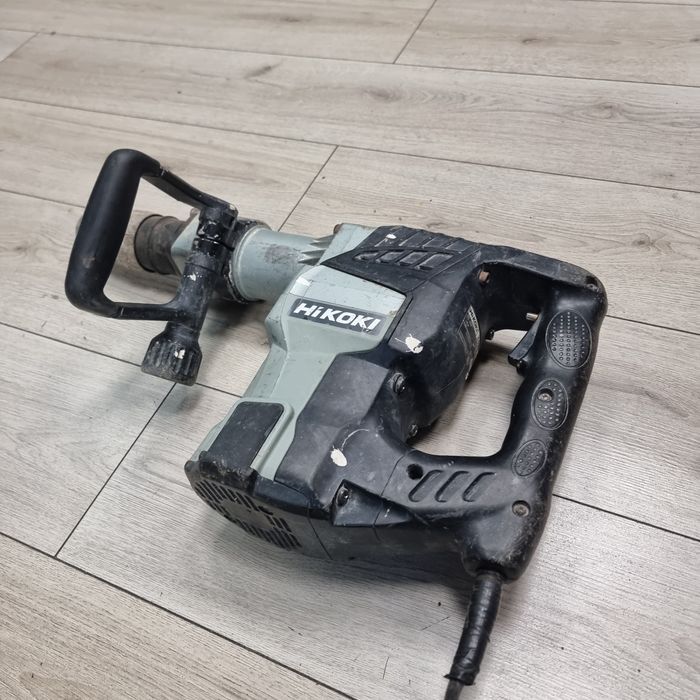 Amanet F28: Ciocan demolator picamer Hikoki H60MC