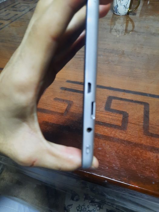 Планшет,артел сотилади