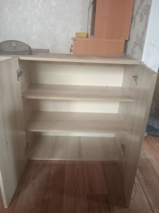 Подвесная полка на кухню