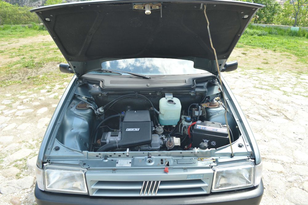 Fiat Uno 1.0 (1990) – Ретро автомобил с реални километри