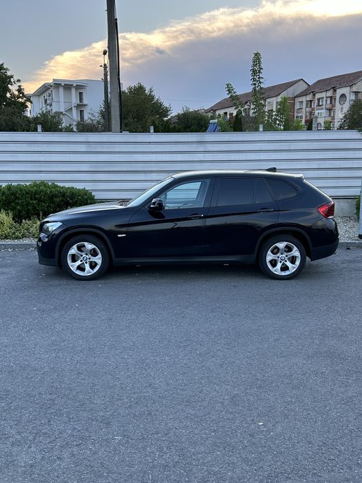BMW X1 2011 — imagine 2