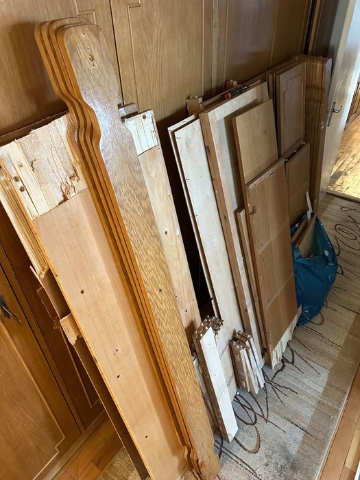 Debarasare mobila moloz apartament canapea pat biblioteca NISIP