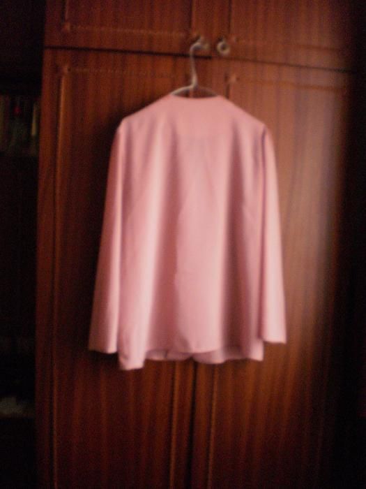 3 camasi straine, cu broderie si maneci lungi pentru femei