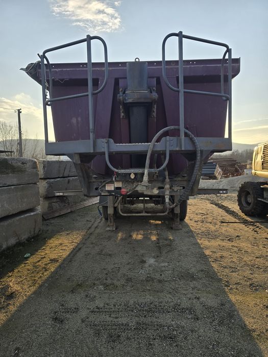 Semiremorca Schwarzmuller