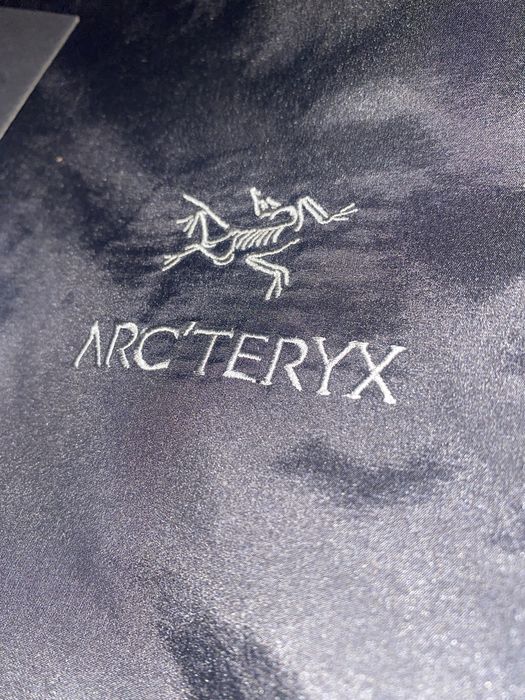 Geaca arcteryx neagra
