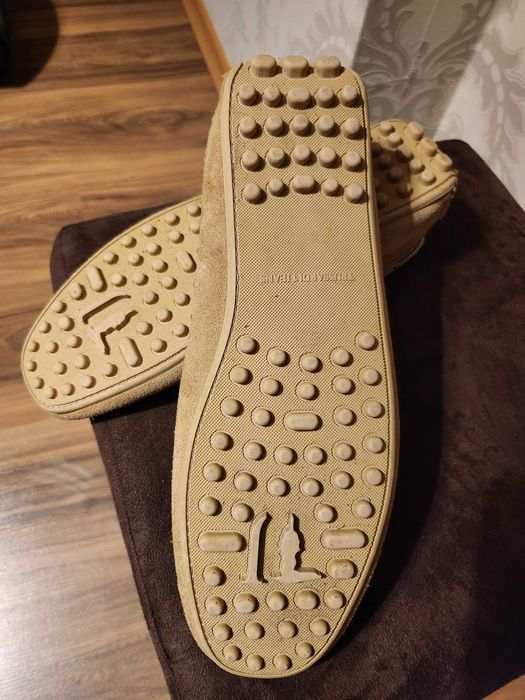 Продават се мъжки мокасини