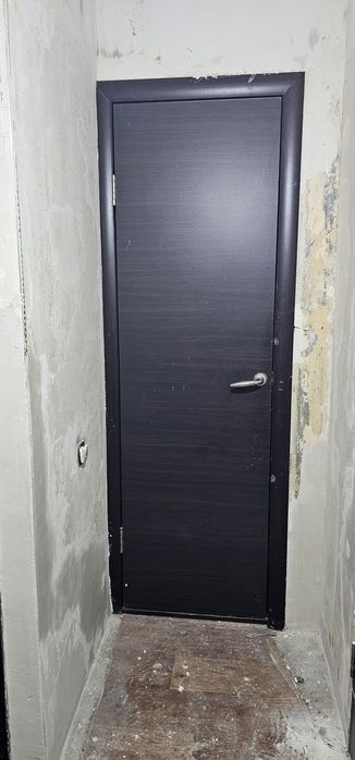 Меж комнатный двери