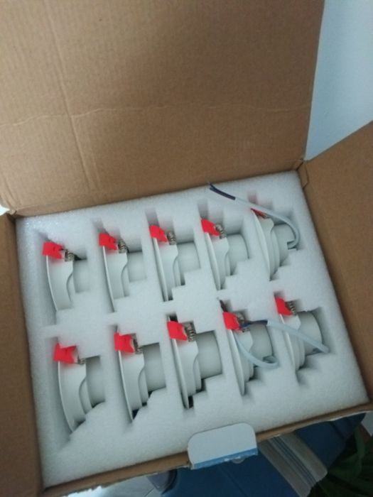 Spoturi led reglabile