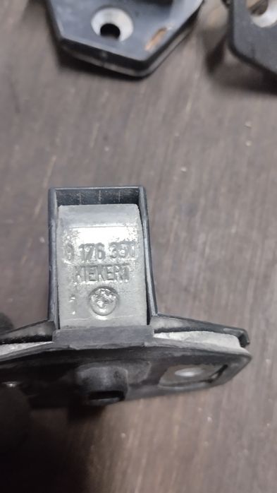 Концевики дверей bmw e39