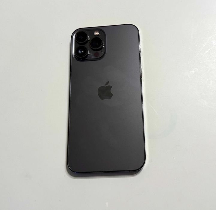 Apple iPhone 13 Pro Max 256GB Graphite, defect cameră, husă inclusă