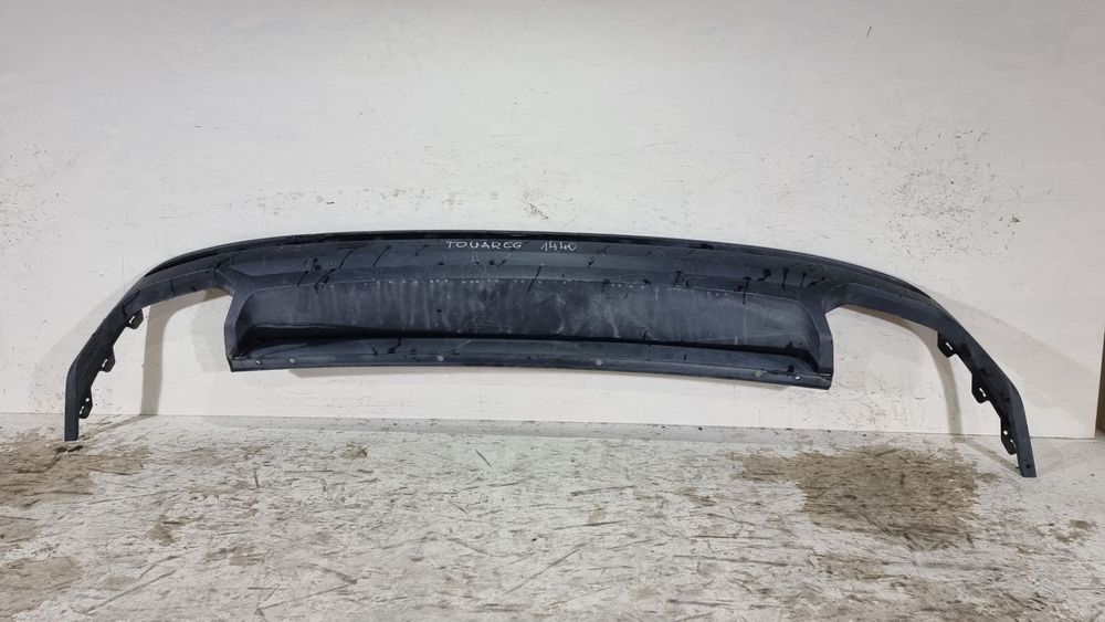 Spoiler inferior bara spate VW Touareg 2018, 2019, 2020, 2021, 2022, cod origine OE 760807568J