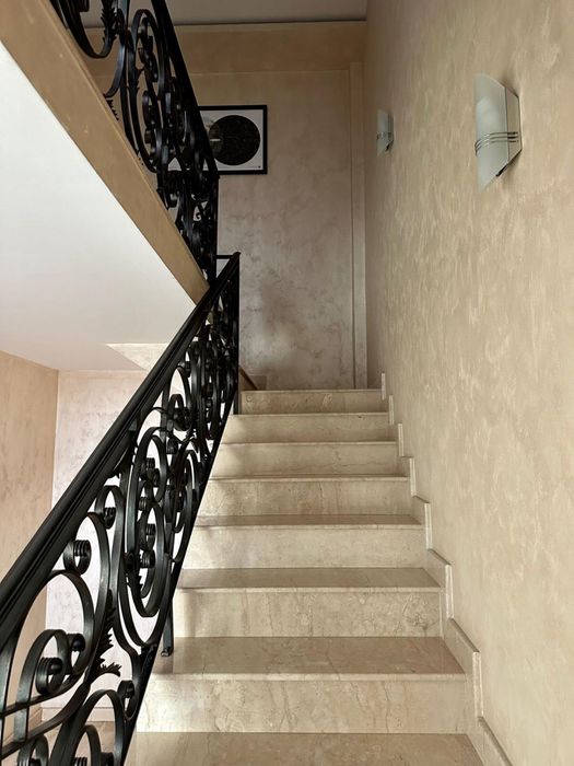 Inchiriez apartament la casa pe Calea Dumbravii