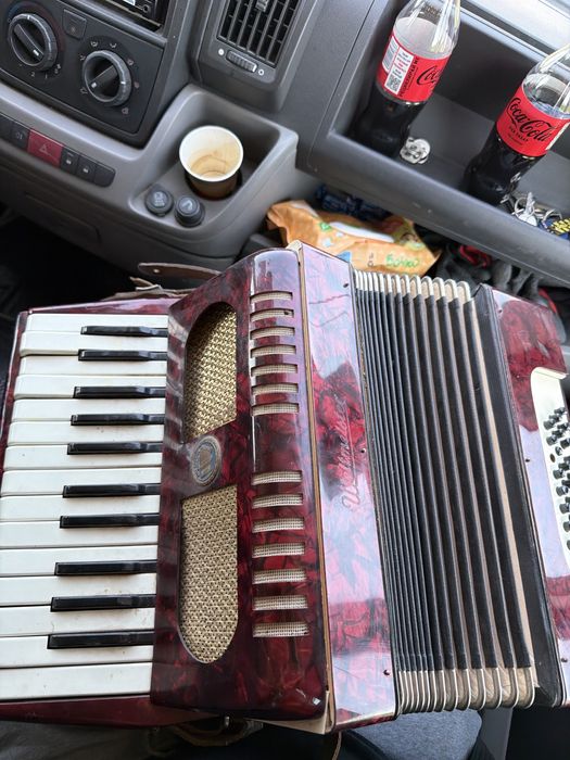 Акордеон weltmeister