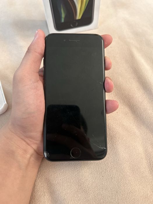 iPhone se 2020 Айфон Се