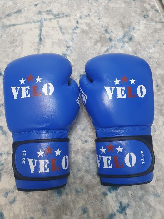 Боксерский перчатки