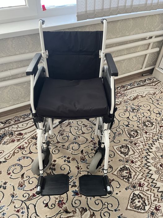 Коляска инвалидный для взрослых