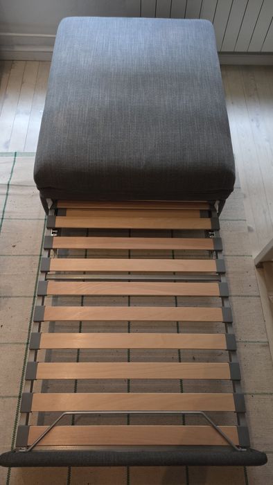 Табуретка/разтегателно легло IKEA VALENTUNA