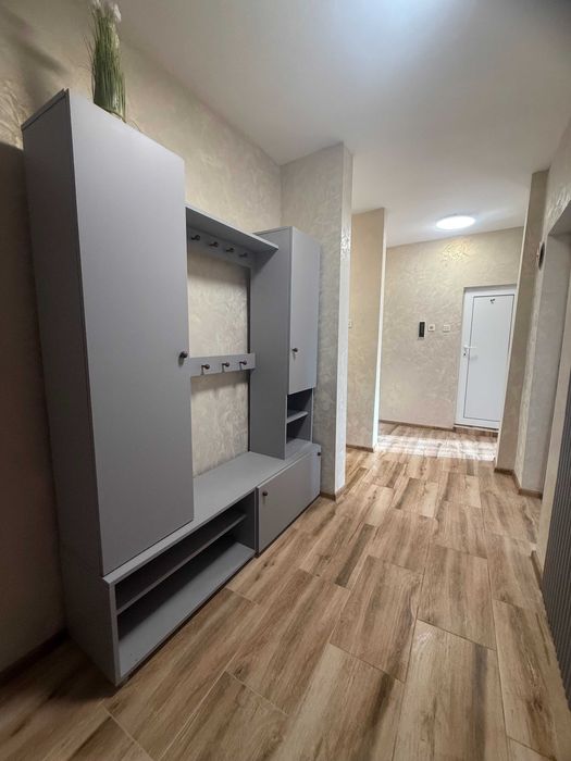 Продава многостаен апартамент в гр.Трън - от собственик