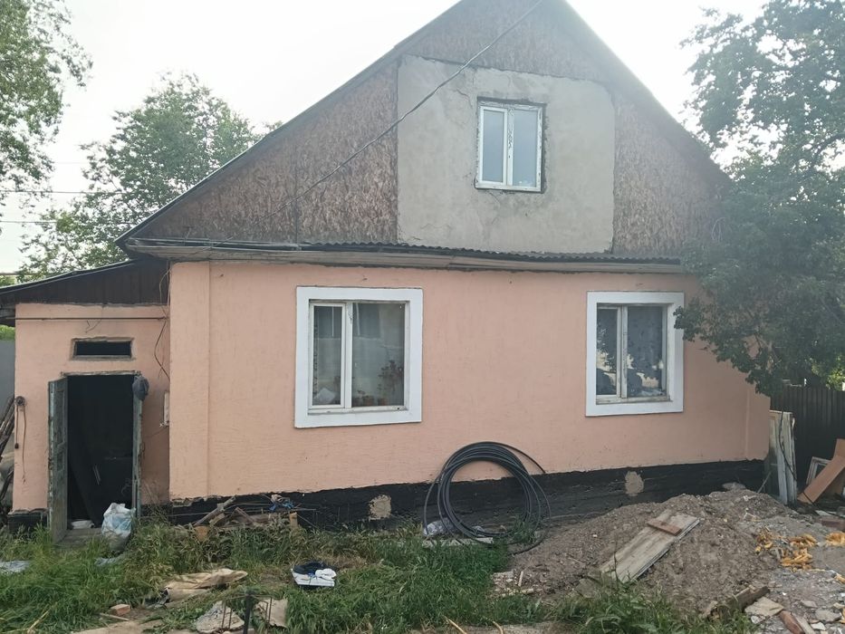 Продам дом на стройматериалы