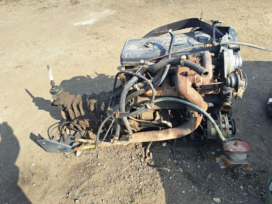 Двигател със скоростна кутия за Ивеко 35С10 2.8 tdi !