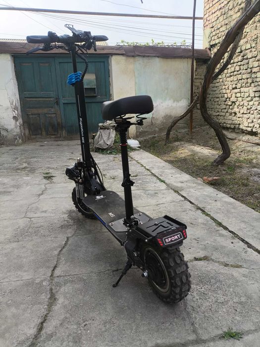 Электросамокат. Kugoo m5