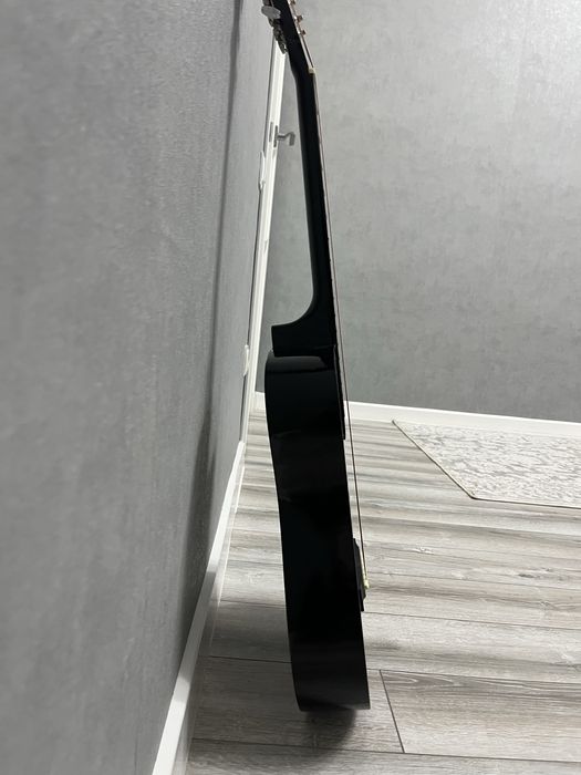 акустическая гитара