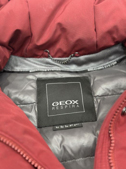 Пуховик женский Geox