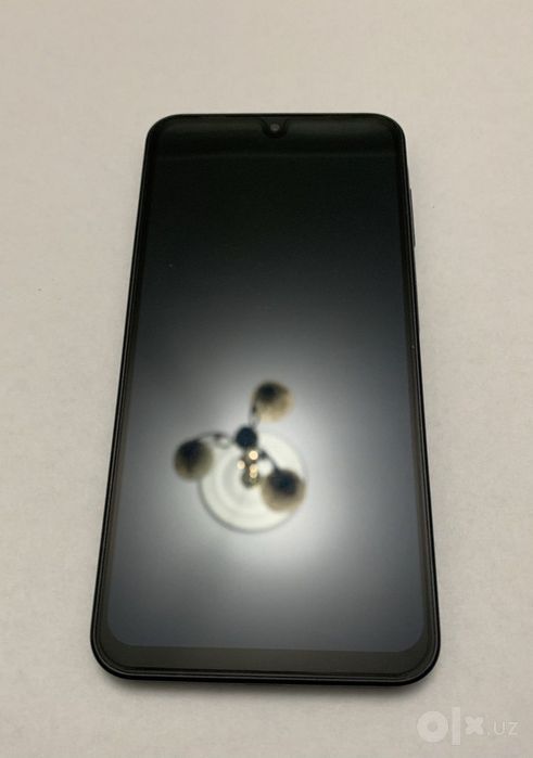 Продам телефон samsung А 17 ( 8×256гб)
