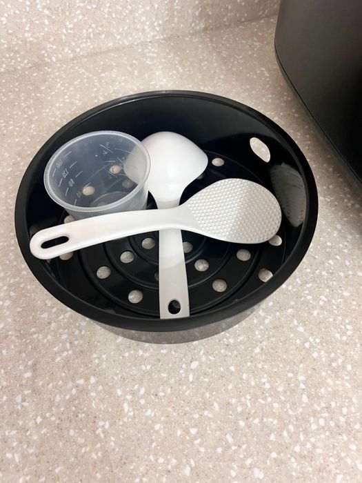 Продам мультиварку